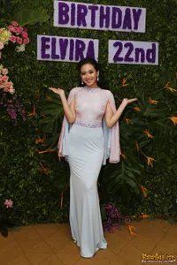 Foto Elvira Devinamira