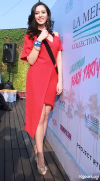 Foto Elvira Devinamira