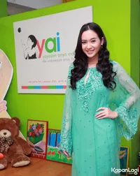 Foto Elvira Devinamira