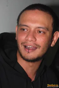 Foto Eno Netral