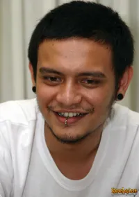 Foto Eno Netral