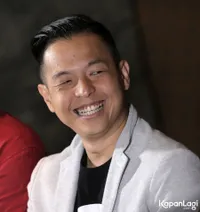 Foto Ernest Prakasa