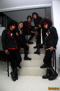 Foto Exims Band