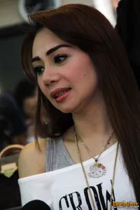 Foto Femmy Permatasari