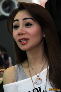 Foto Femmy Permatasari