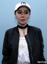 Foto Femmy Permatasari