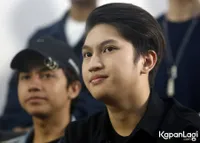 Foto Fiki Un1ty Band