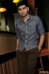 Foto Gandhi Fernando