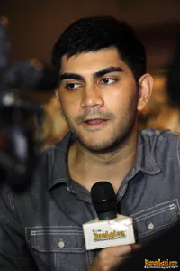 Foto Gandhi Fernando