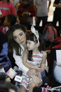 Foto Gisela Dan Gempi