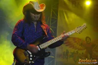 Foto Gugun Blues Shelter