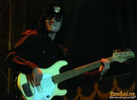 Foto Gugun Blues Shelter