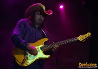 Foto Gugun Blues Shelter