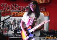 Foto Gugun Blues Shelter