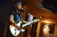 Foto Gugun Blues Shelter