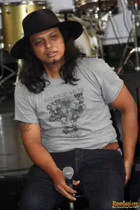 Foto Gugun Blues Shelter