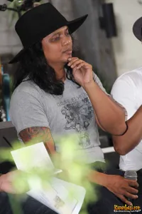 Foto Gugun Blues Shelter