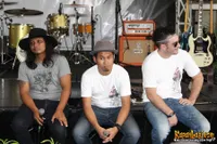 Foto Gugun Blues Shelter