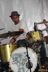 Foto Gugun Blues Shelter