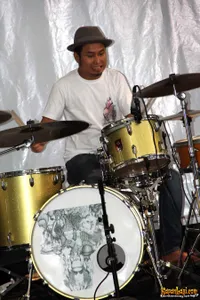 Foto Gugun Blues Shelter