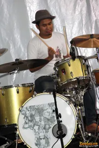 Foto Gugun Blues Shelter