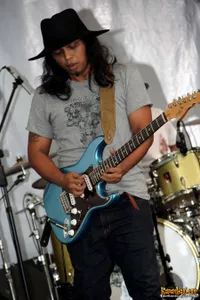 Foto Gugun Blues Shelter