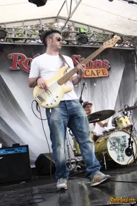 Foto Gugun Blues Shelter