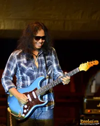 Foto Gugun Blues Shelter