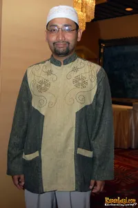 Foto Habiburrahman El Shirazy