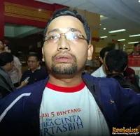 Foto Habiburrahman El Shirazy