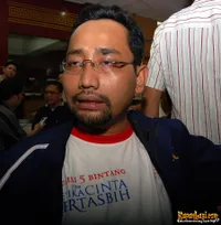 Foto Habiburrahman El Shirazy