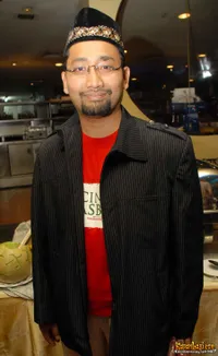 Foto Habiburrahman El Shirazy