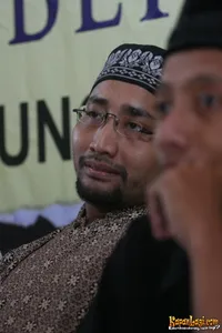 Foto Habiburrahman El Shirazy