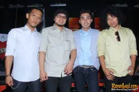 Foto Hati Band