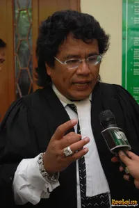 Foto Hotman Paris Hutapea