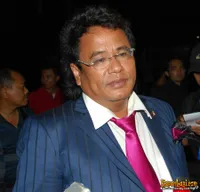 Foto Hotman Paris Hutapea