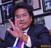 Foto Hotman Paris Hutapea