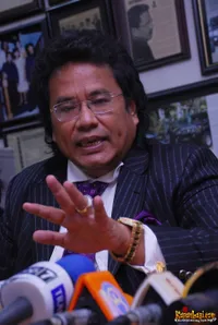 Foto Hotman Paris Hutapea