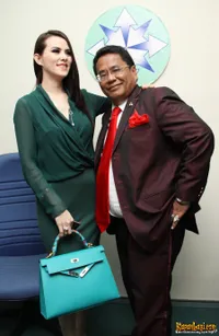 Foto Hotman Paris Hutapea