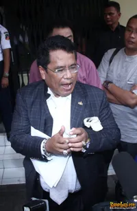 Foto Hotman Paris Hutapea