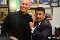 Foto Hotman Paris Hutapea