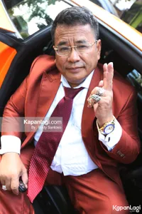 Foto Hotman Paris Hutapea