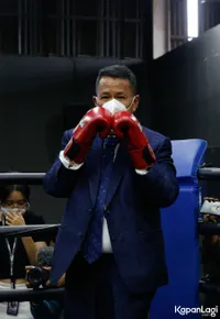 Foto Hotman Paris Hutapea