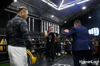 Foto Hotman Paris Hutapea