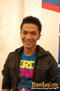 Foto Ihsan Tarore