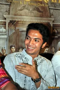 Foto Ihsan Tarore