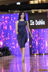 Foto Iis Dahlia