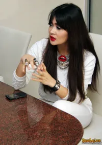 Foto Indah Dewi Pertiwi