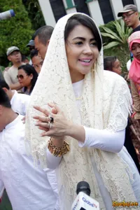 Foto Indah Dewi Pertiwi