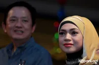 Foto Indah Nevertari